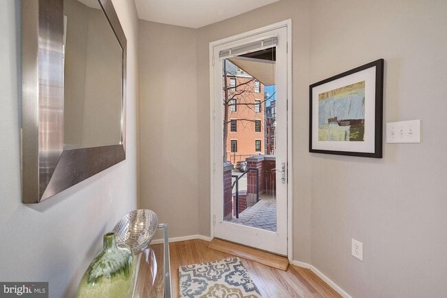 Photo - 1662 N Quinn St