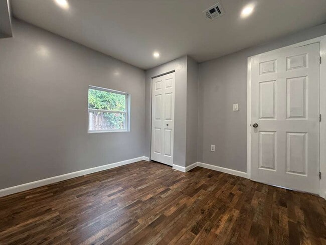 Photo - 4265 SW 62nd Ave