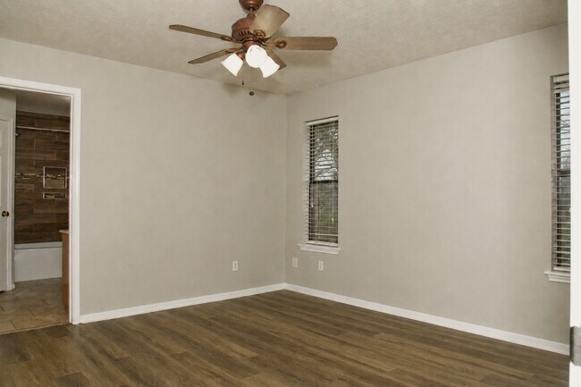 Photo - 3121 County Rd 415