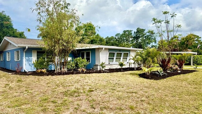 Photo - 716 50th St Ct W