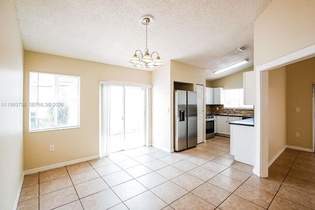 Photo - 1906 SW 123rd Ave