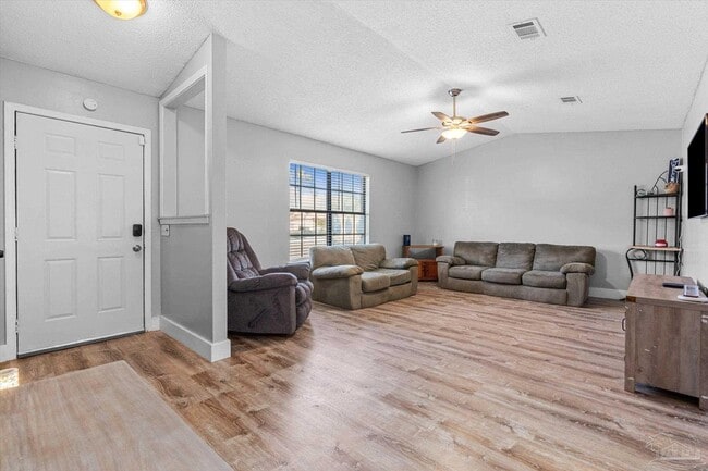 Photo - 10663 Silver Creek Dr