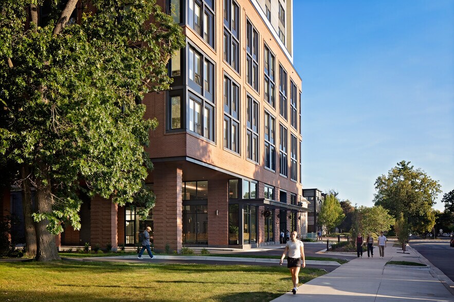 Building Photo