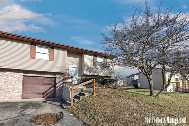 Photo - 1954-1956 Briceton Dr Unit 1956 Briceton Drive