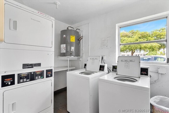 Photo - 18801 NE 2nd Ave Unit 1005