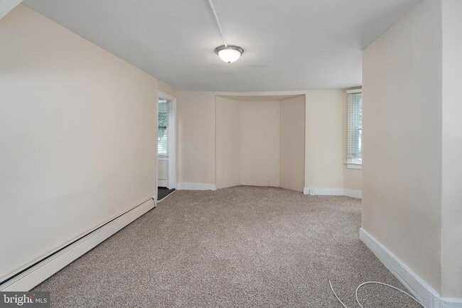 Photo - 124 Washington Rd