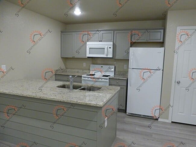 Photo - Modern 2 Bed 2 Bath apartment
