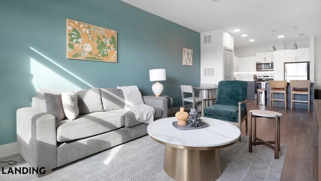 Building Photo - 2995 Railside Lp