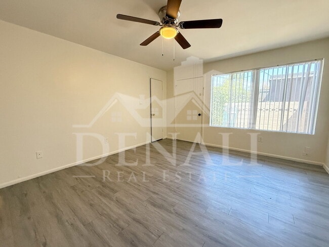 Photo - 4719 N 15th Ave Unit 4