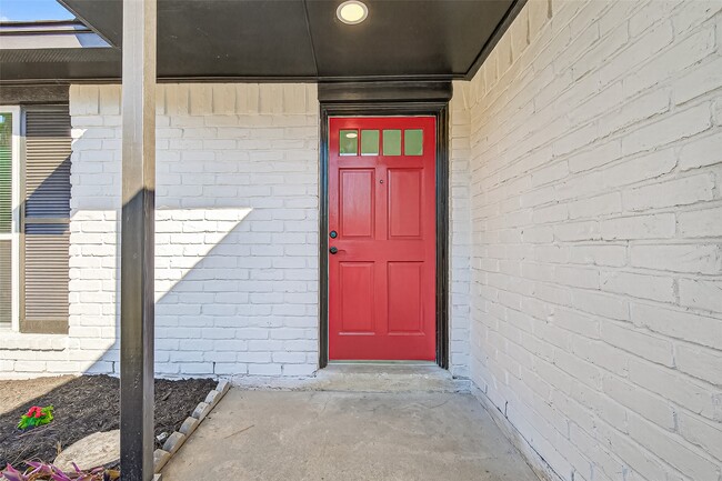 Photo - 11434 Loyola Dr