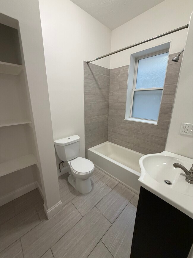 1189 Commonwealth Ave Unit 3