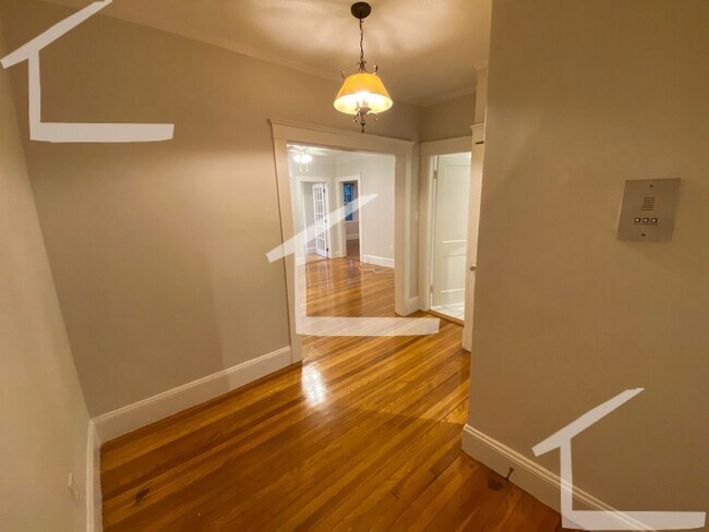 Photo - HOT BRIGHTON LISTING!!!!!!!!