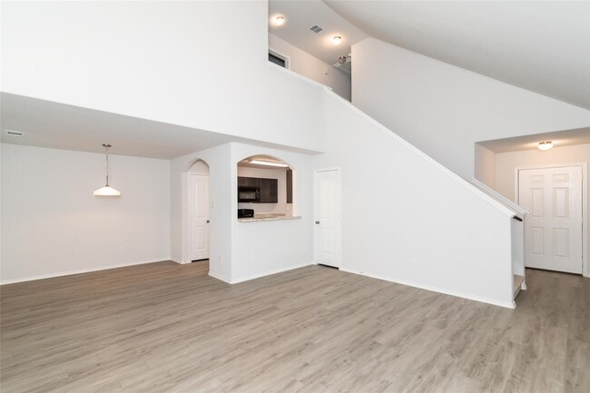 22326 Porter Mountain Trl