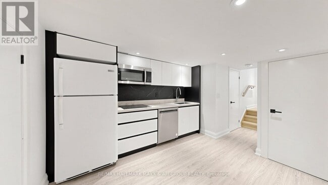 Photo - 103 Ruggles Ave