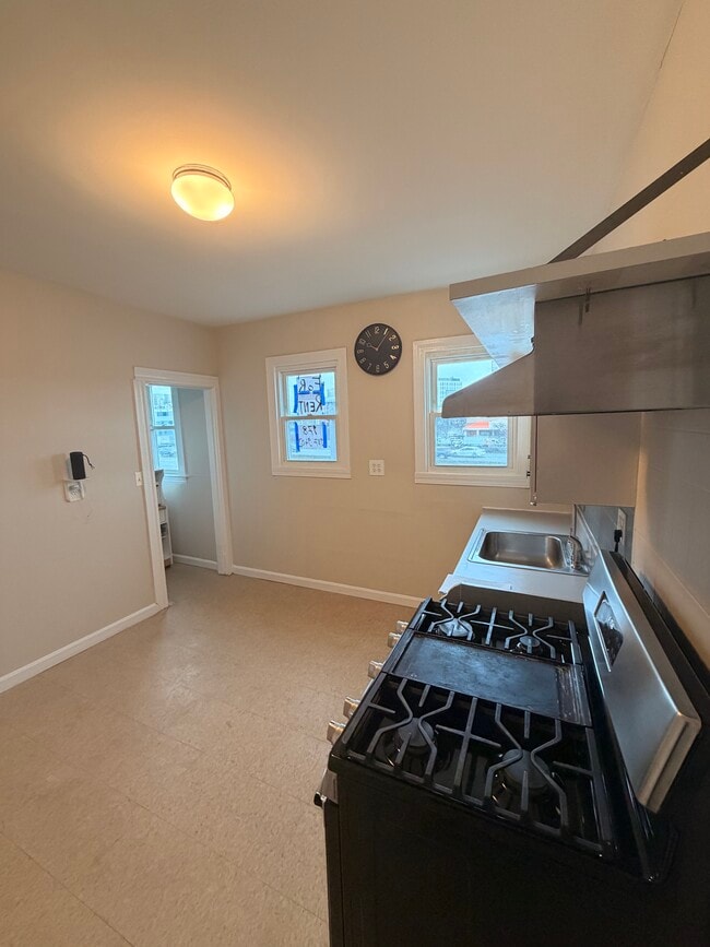 Photo - 14 Maine Ave Unit 2