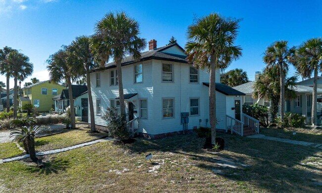 Photo - Pristine Neptune Beach Remodel: 2 Blocks to the Sand and Walkable to Everything!