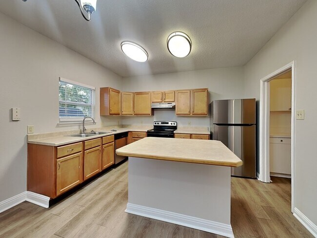 Photo - 6517 Apple Branch Ln