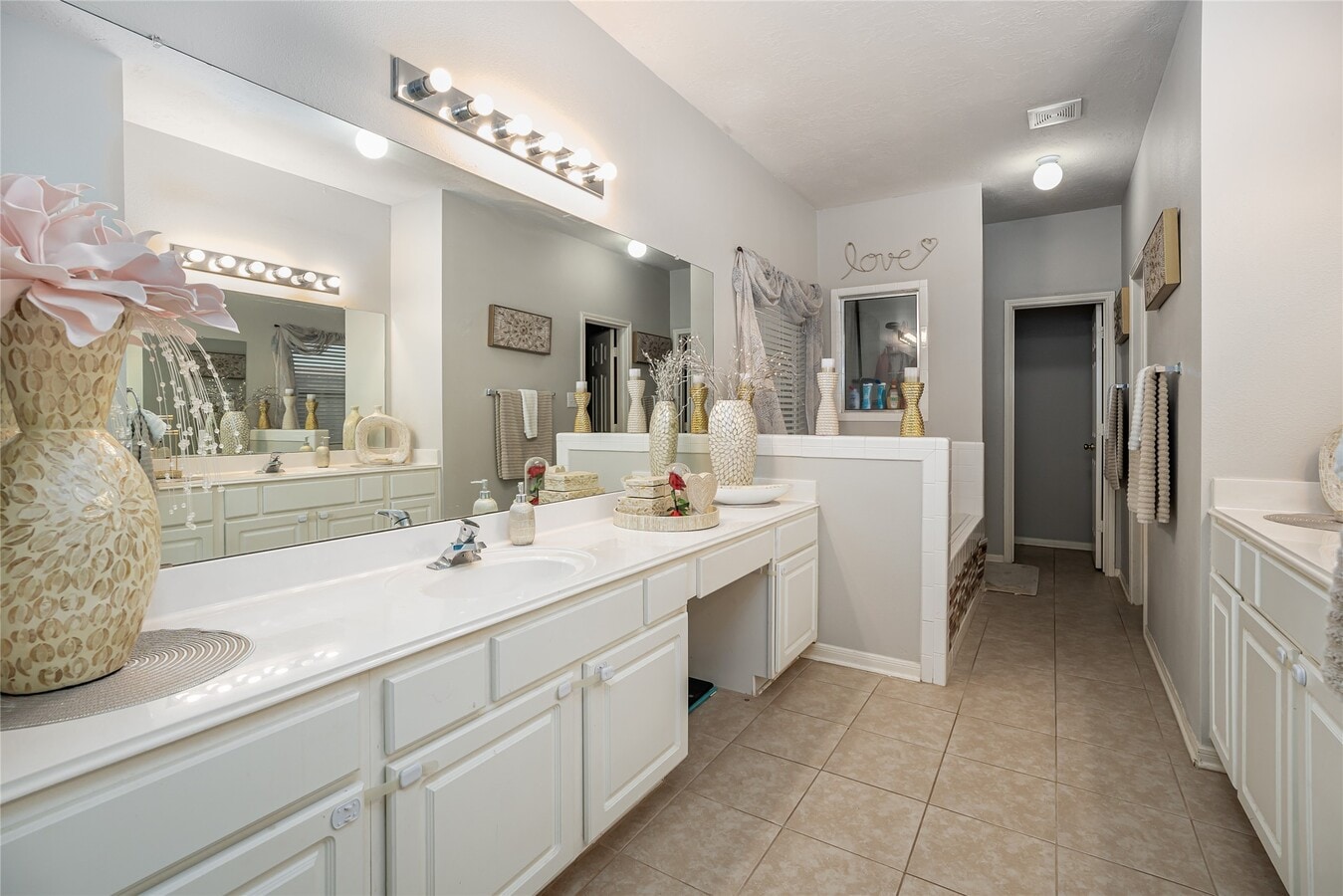 Photo - 1631 Crescent Shores Ln