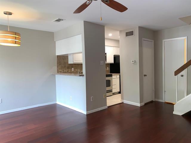 5740 Martel Ave Unidad A12