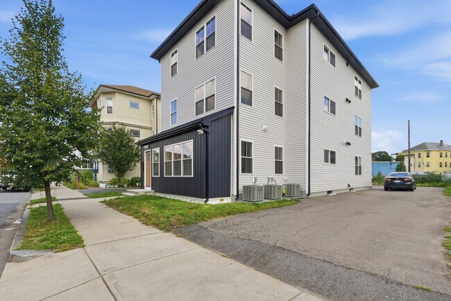 Photo - 71 Dewey St Unit 1,2,3
