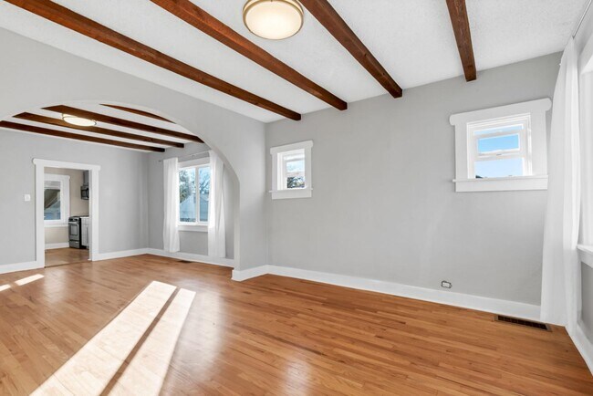 Photo - 434 Meade St