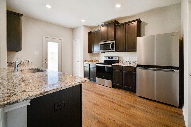 Photo - Move-In Ready Home with Spacious Layout and Great Location!