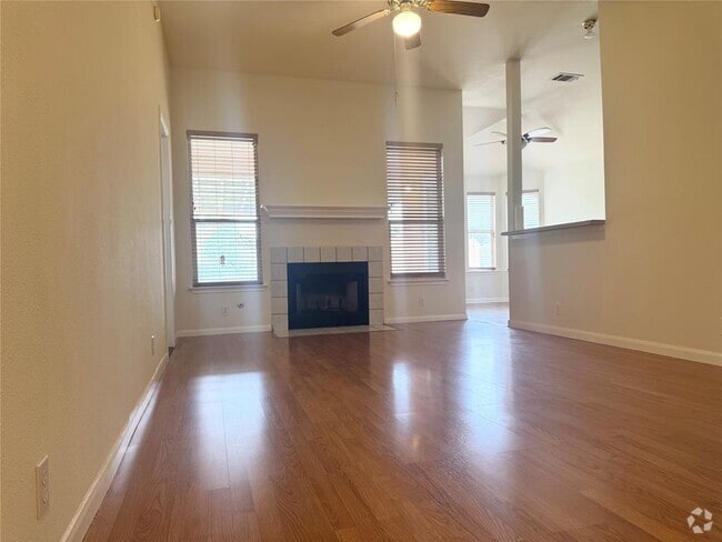 Building Photo - 110 Meadowside Dr Rental