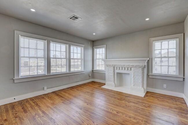 Photo - 324 NW 24th St Unit 2