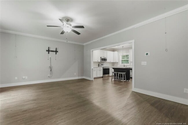 Photo - 407 W Mooring Way