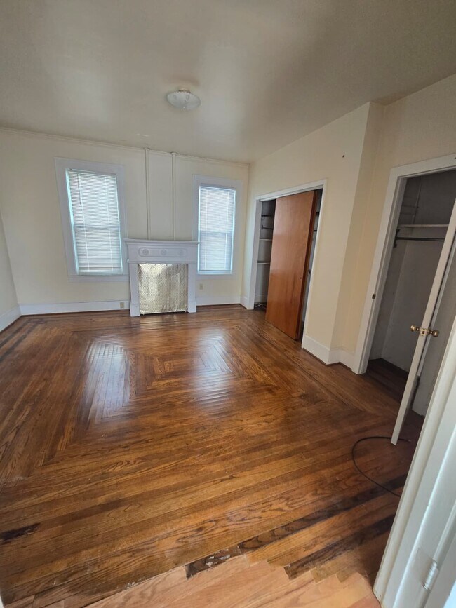 437 George St Unit 1