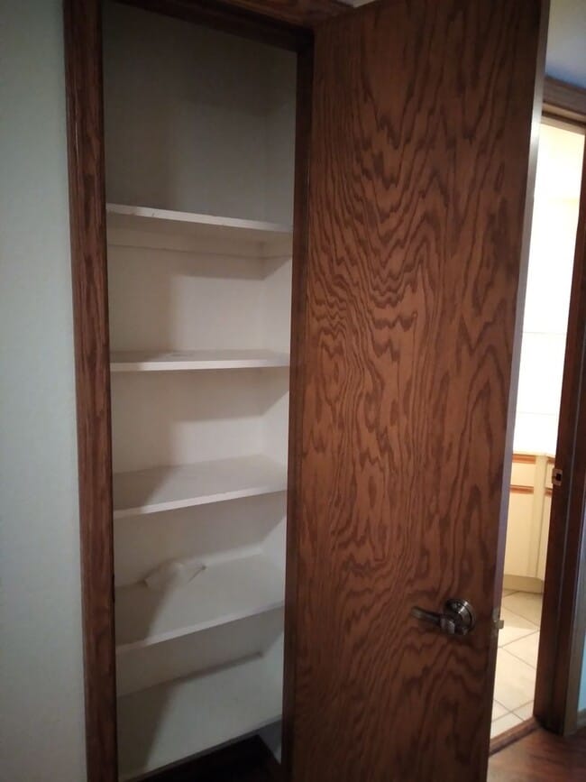 Photo - Beautiful 3 bed / 2 bath Seasons Condo Available