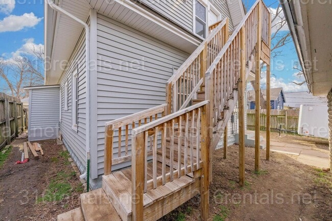 Photo - $850 - 1 bed 1 bath - Beautiful newly renovated Multi-family home located in Delano Unit 4