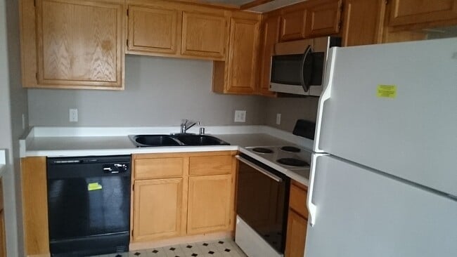 Photo - 8410 Eldora Ave