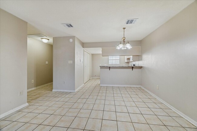 Photo - 2007 Country Village Blvd