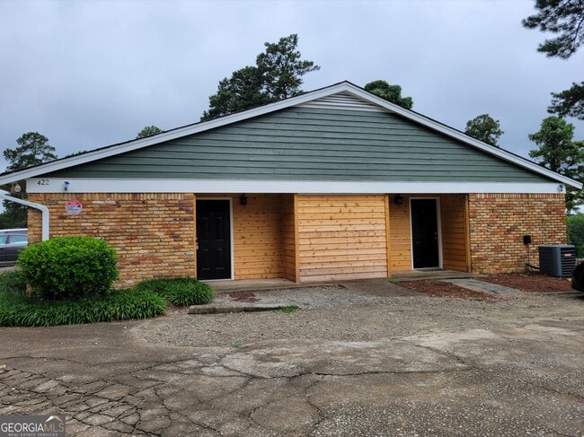 Building Photo - 422 GA Hwy 211 Unit G
