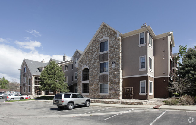 Retreat Westminster Center - Retreat Westminster Center Apartments