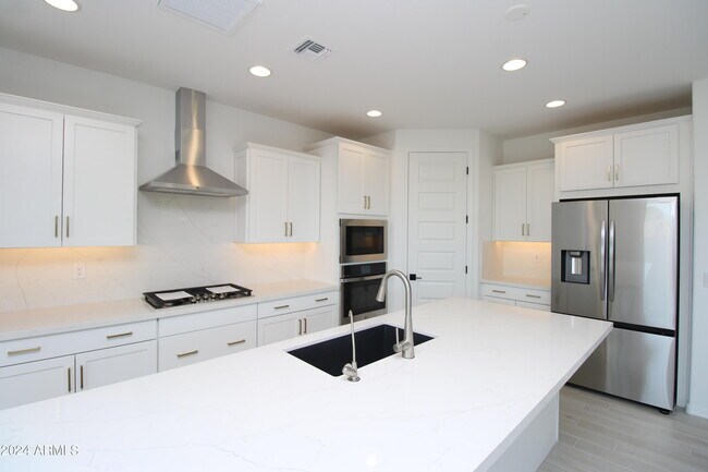 Photo - 8725 W Medlock Dr