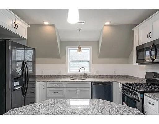 Photo - 17 Tower St Unit 2