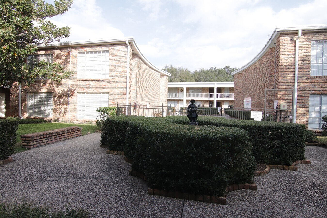 Photo - 2101 Fountain View Dr Unidad 35