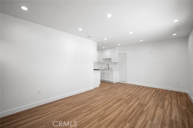 Photo - 16034 Liggett St