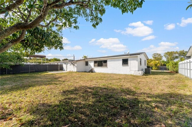 Photo - 11532 SW 136th Terrace