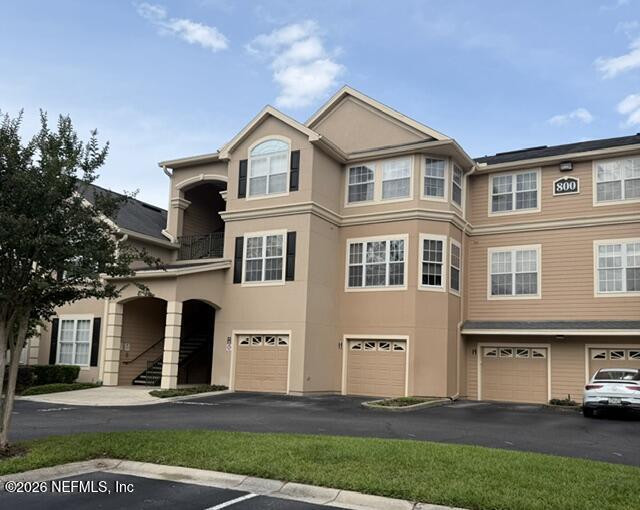 Building Photo - 13810 Sutton Park Dr N Unit 836