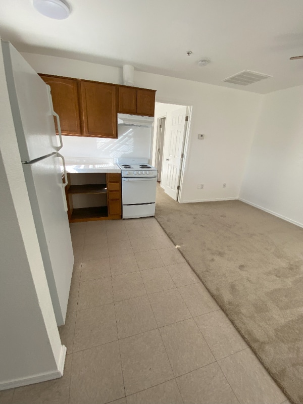 Photo - 1584 E Courtney Pl Unit 2