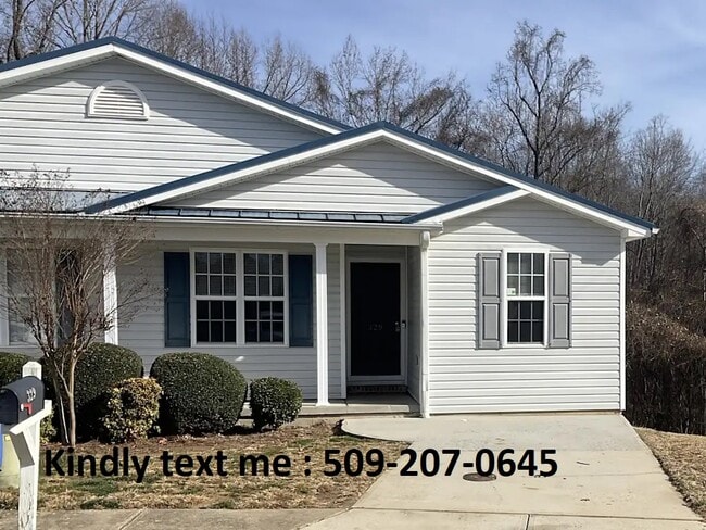 Building Photo - 328 Tanner Ct