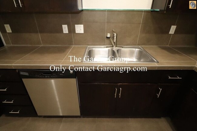 Photo - 765 NE Adwick Dr
