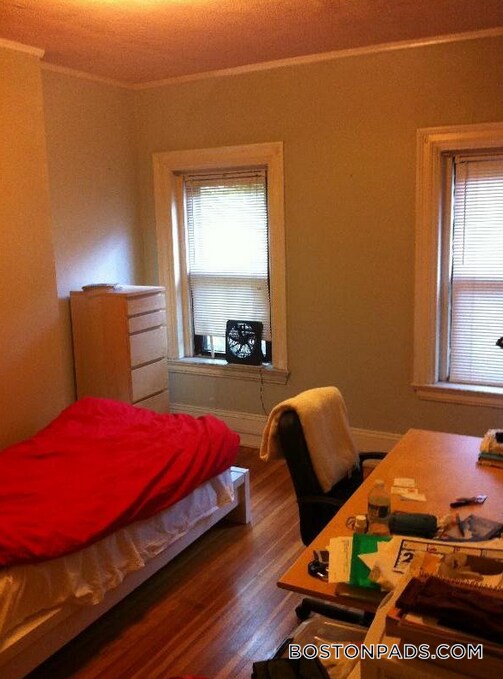 Photo - 533 Newbury St Unit 2R