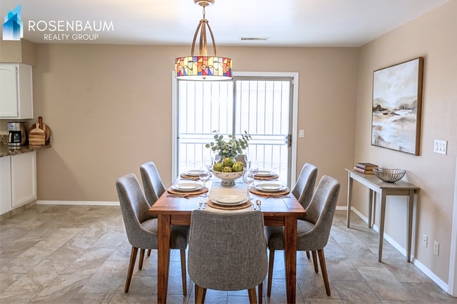 Photo - Hilltop 3-beds, 2-baths retreat with Mountain Views in Prescott Country Club!