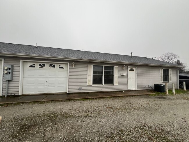 Photo - 605 N Main St Unit A Apt