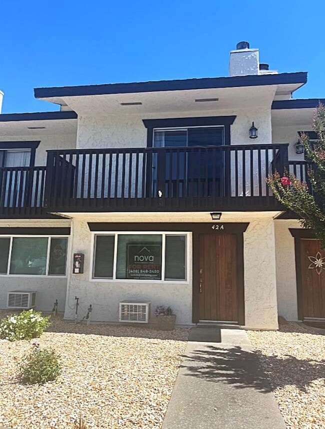 Photo - 42 Washington St