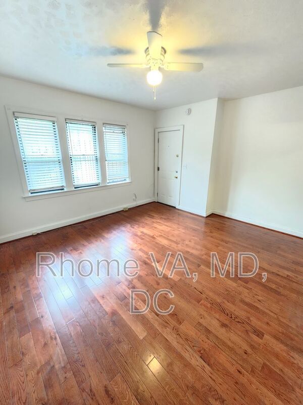 Photo - 515 Franklin St NE Unit 2